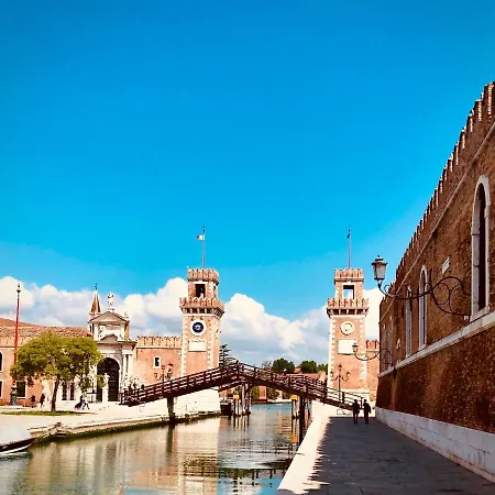 Ca' Anna In Biennale Apartamento *